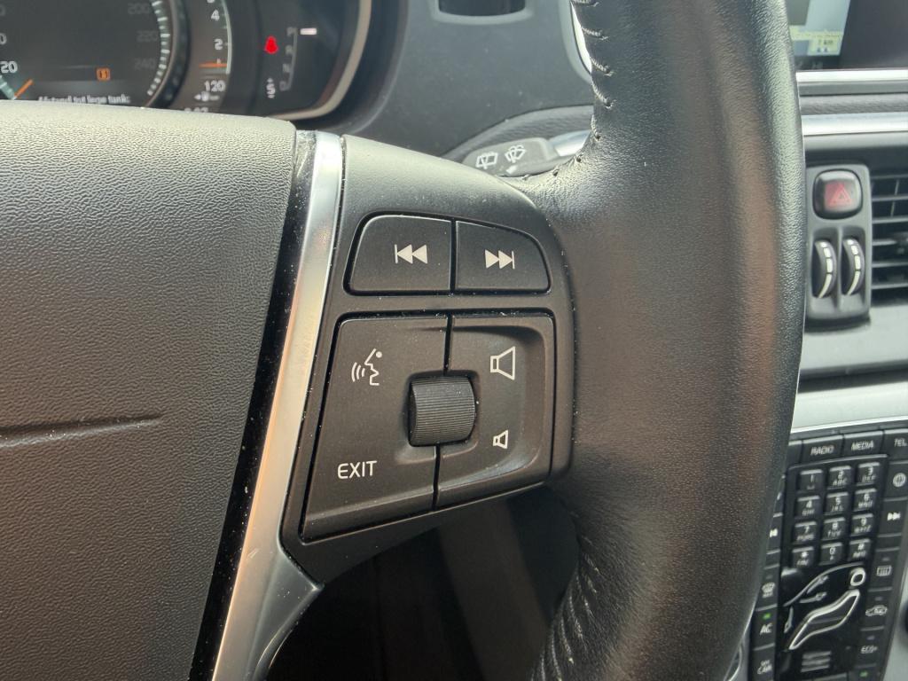 Volvo V40 cross country 2.0 t4 summum automaat | leer | trekhaak | styling 