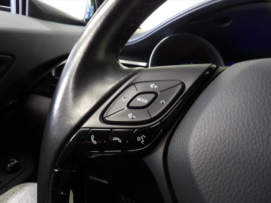 Toyota C-hr 1.8 hybrid 122pk cvt dynamic