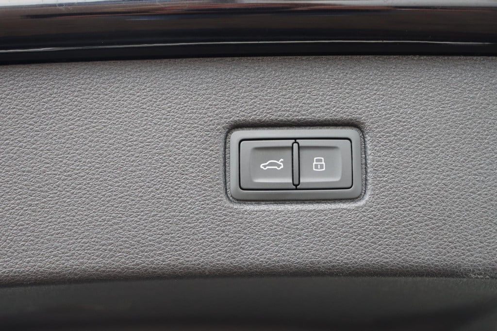 Audi Q7 60 tfis e quattro pro line s competition 456pk tiptronic