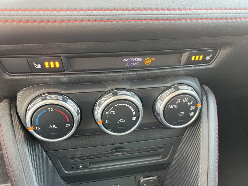 Mazda 2 1.5 skyactiv-g90 - 5 gs navi cruise stoelverw
