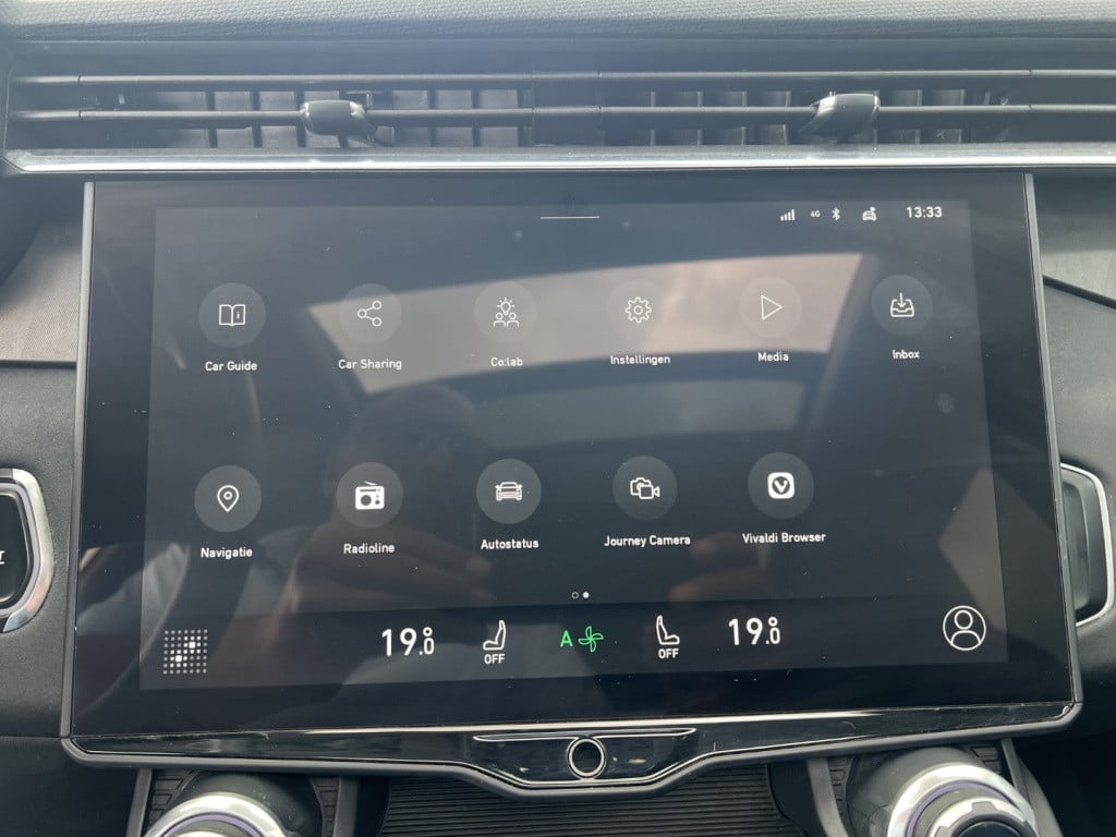 Lynk & Co 01 1.5 261pk plug in hybrid, 360gr camera , zwarte velgen , panod