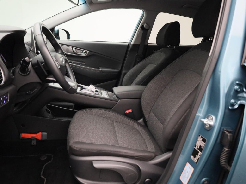 Hyundai Kona ev fashion 64 kwh | automaat | navigatie | heads-up display | 