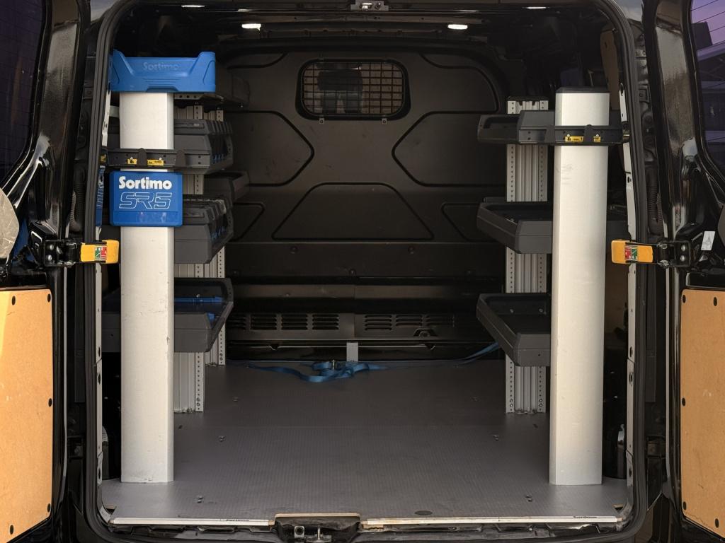 Ford Transit Custom 320 2.0 tdci l1h1 marge | acc | winterpakket | trekhaak