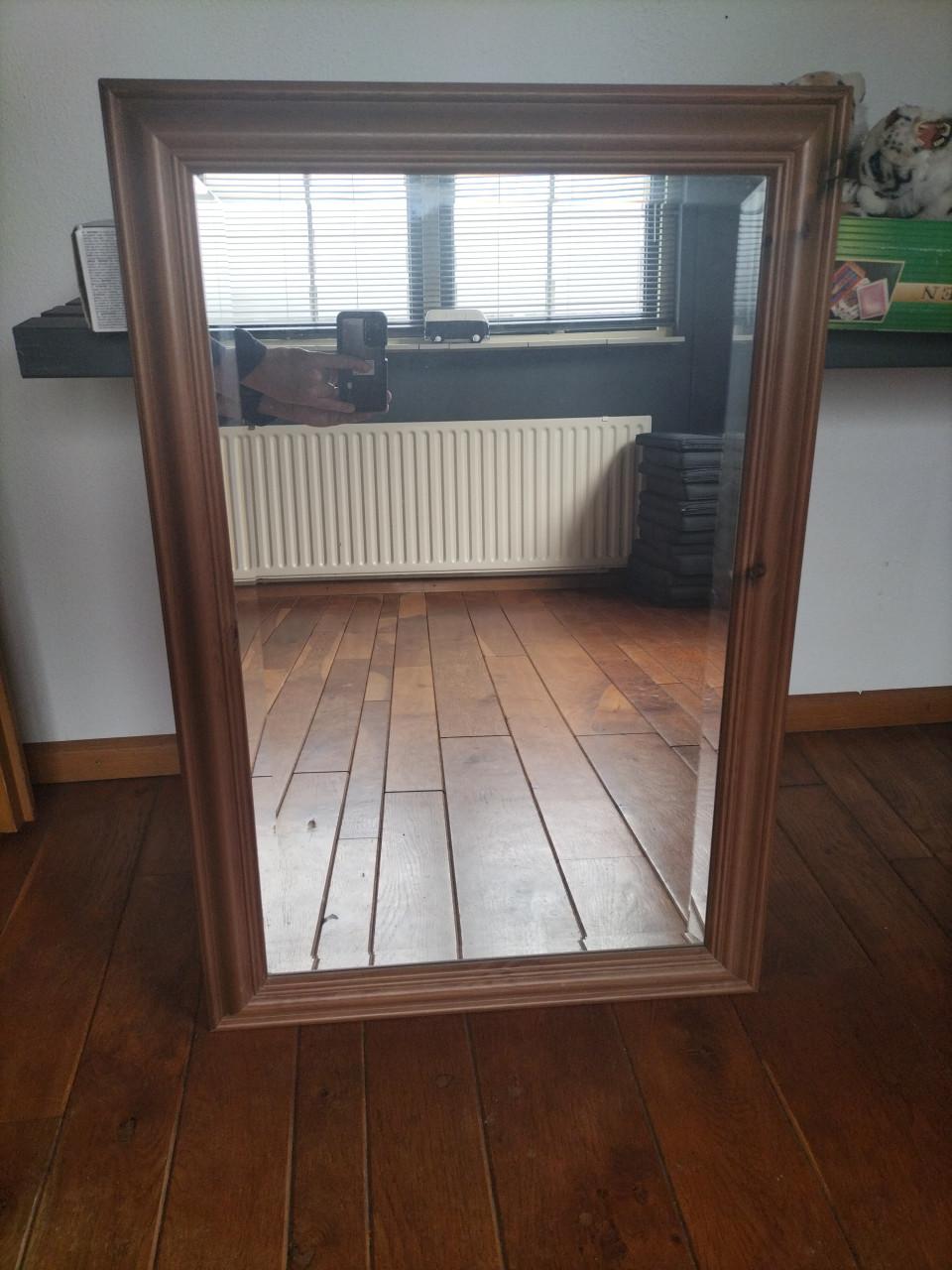 Mooie facet geslepen spiegel