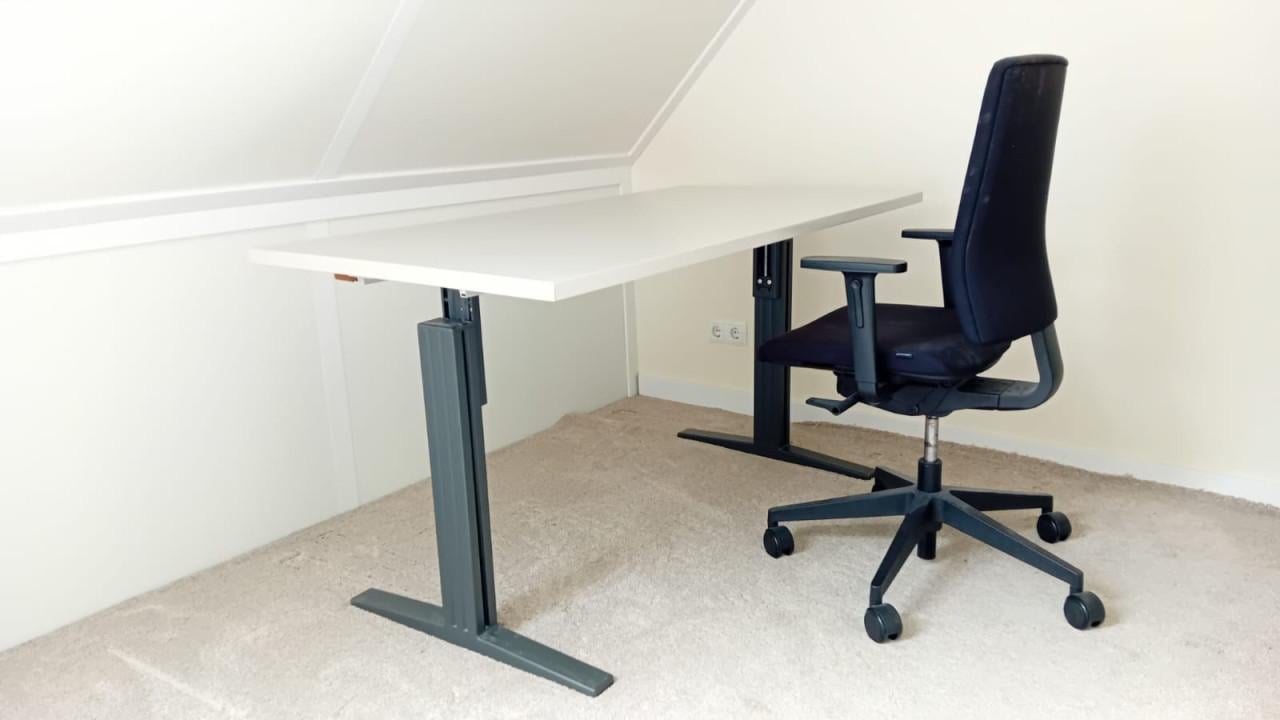 Girsberger bureaustoel met burotafel