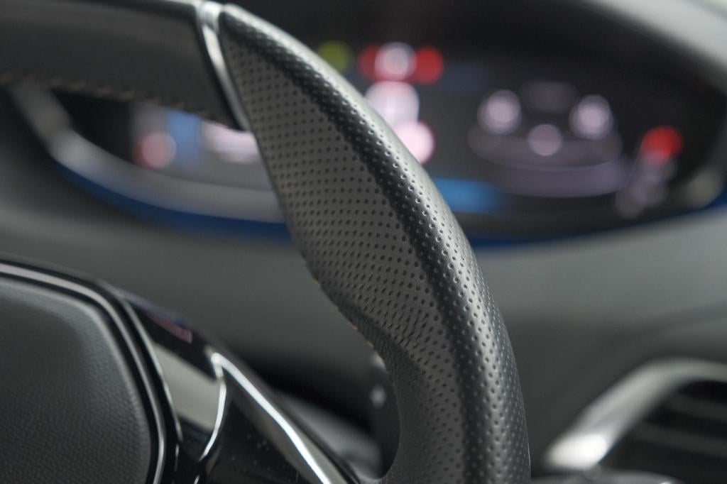 Peugeot 3008 puretech 130 eat8 gt | camera | dodehoekdetectie | elektrische