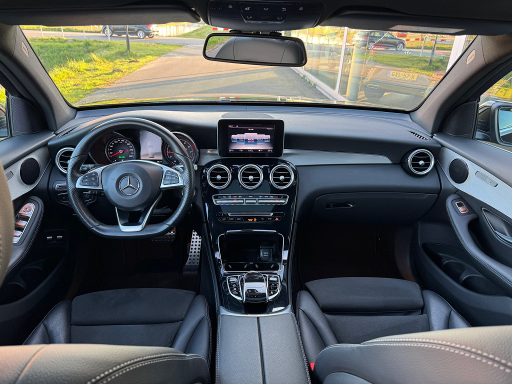 Mercedes-Benz Glc 250 4matic luxury automaat , amg interieur , elektrische 