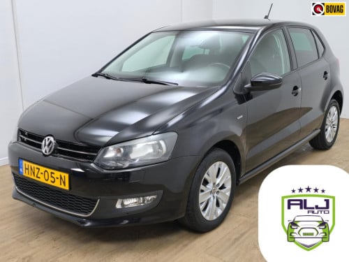 Volkswagen Polo occasion 1.2 tsi highline met parkeersensoren en 5 deurs zw
