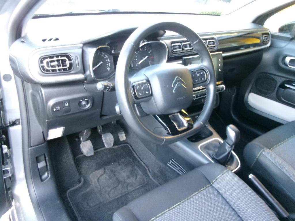 Citroen C3 1.2 cruise contr., navi, camera, dealer onh.