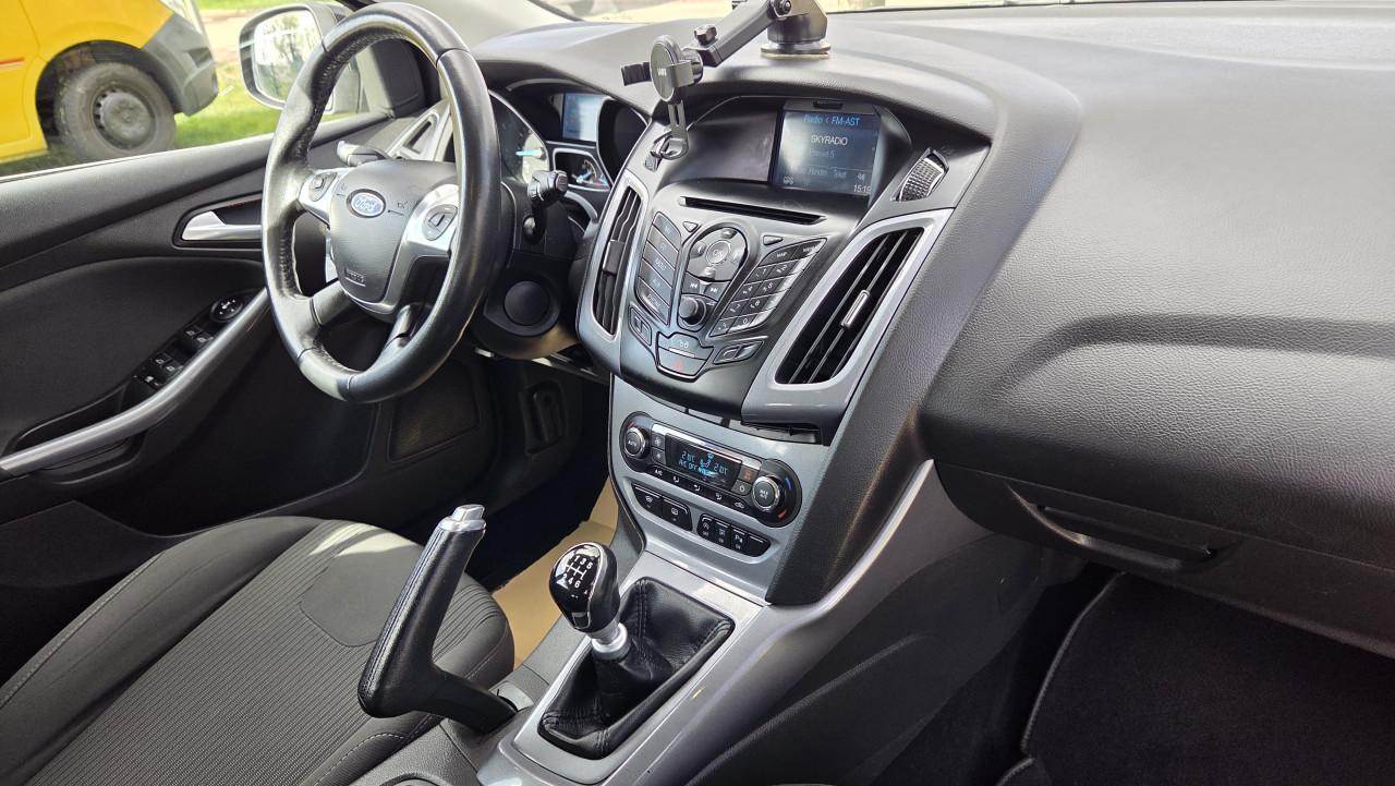 Focus 1.6  TDCI ( Diesel ) uit 2013 | Zeer nette staat | Airco | Navigatie