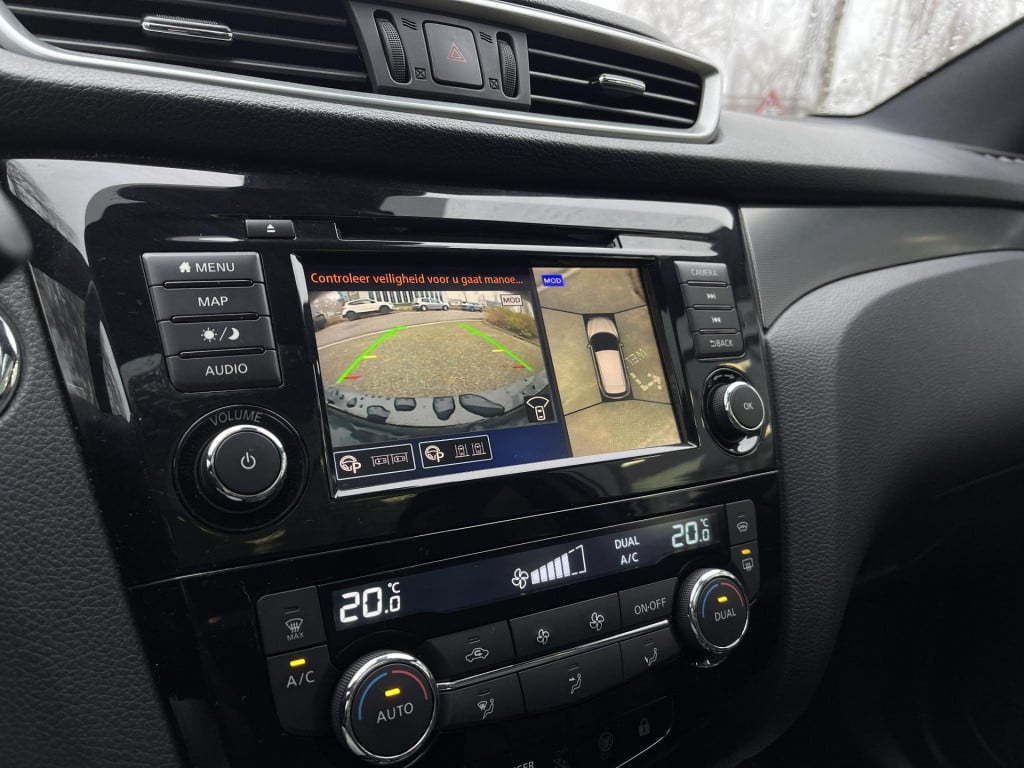 Nissan Qashqai 1.3 dig-t tekna + | panoramadak | apple carplay/android auto