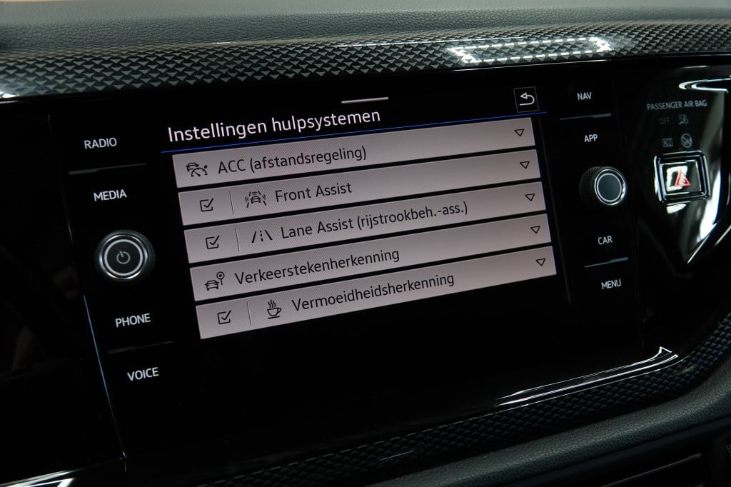 Volkswagen Taigo 1.0 tsi | acc | led | stoelverw. | pdc |