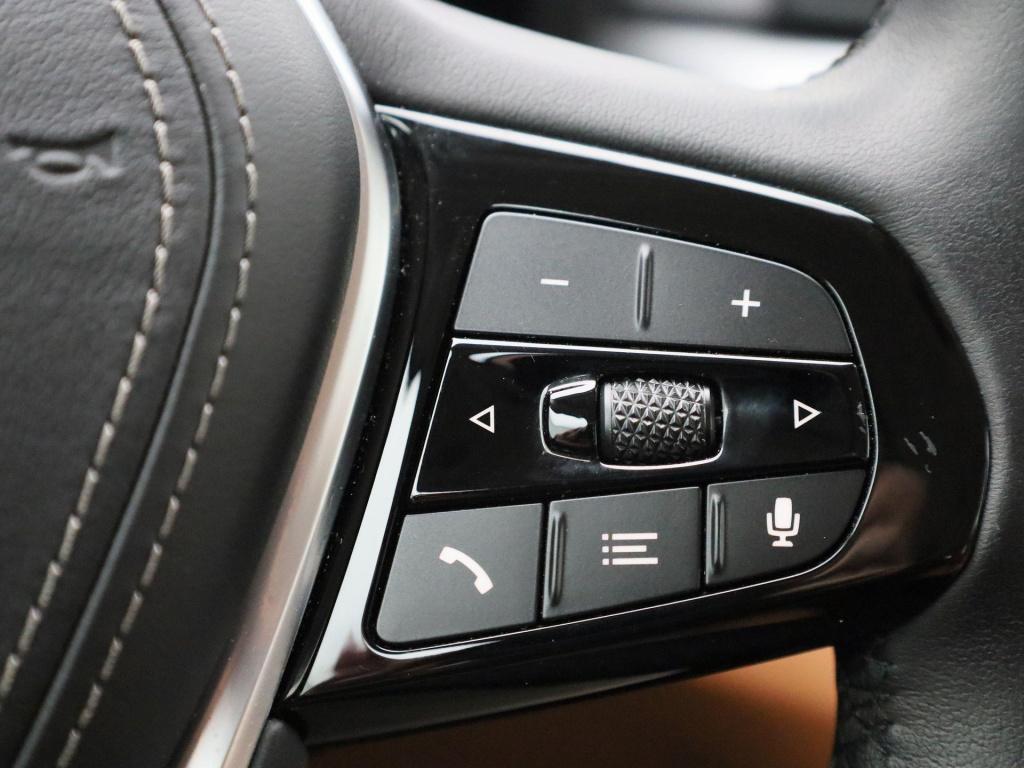 BMW 5 Serie touring 520i business edition plus | automaat | lmv | navigatie