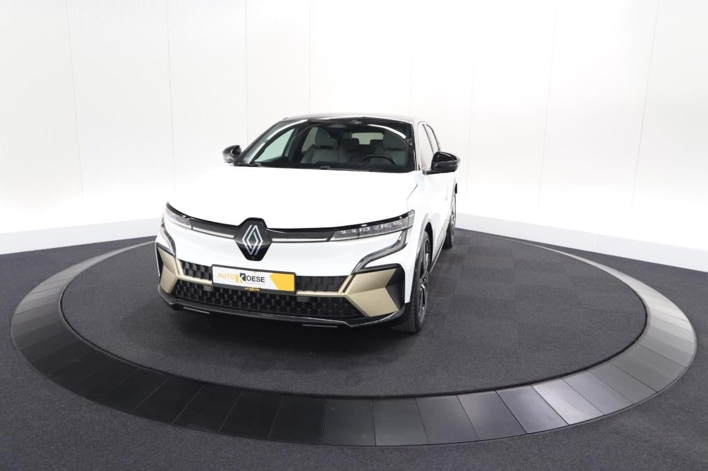 Renault Megane E-tech ev60 optimum charge iconic | 360 camera | harman kard