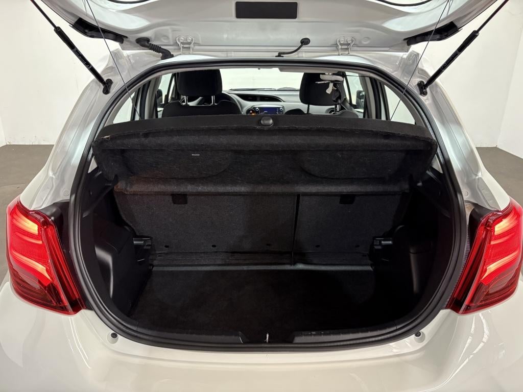Toyota Yaris 1.5 hybrid lease