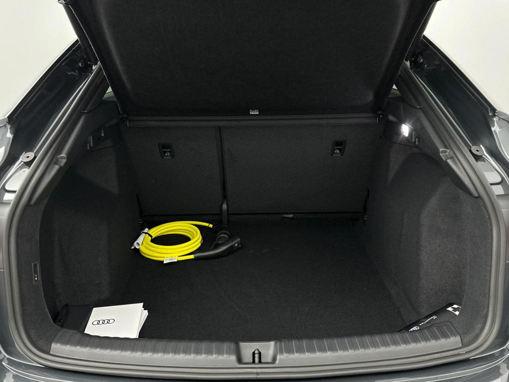 Audi Q4 Sportback E-tron s edition e-tron 45 82 kwh 210 kw / 286 pk sportba