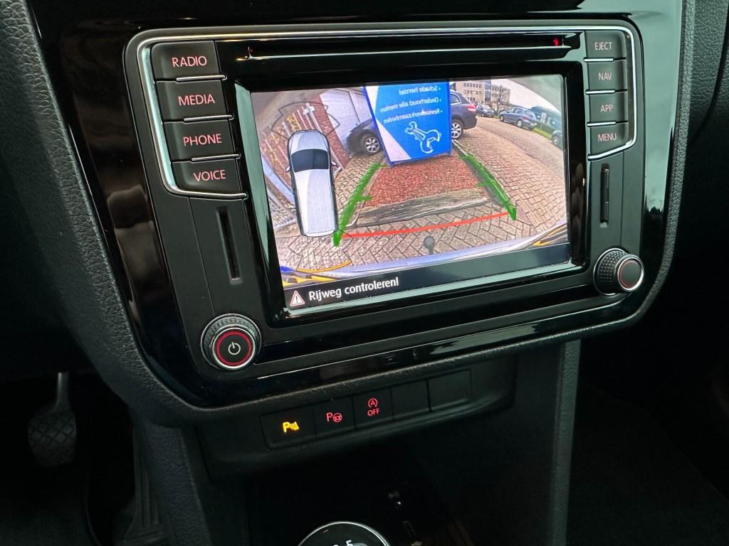 Volkswagen Caddy 1.4 tsi highline 5-pers. led camera trekhaak navi