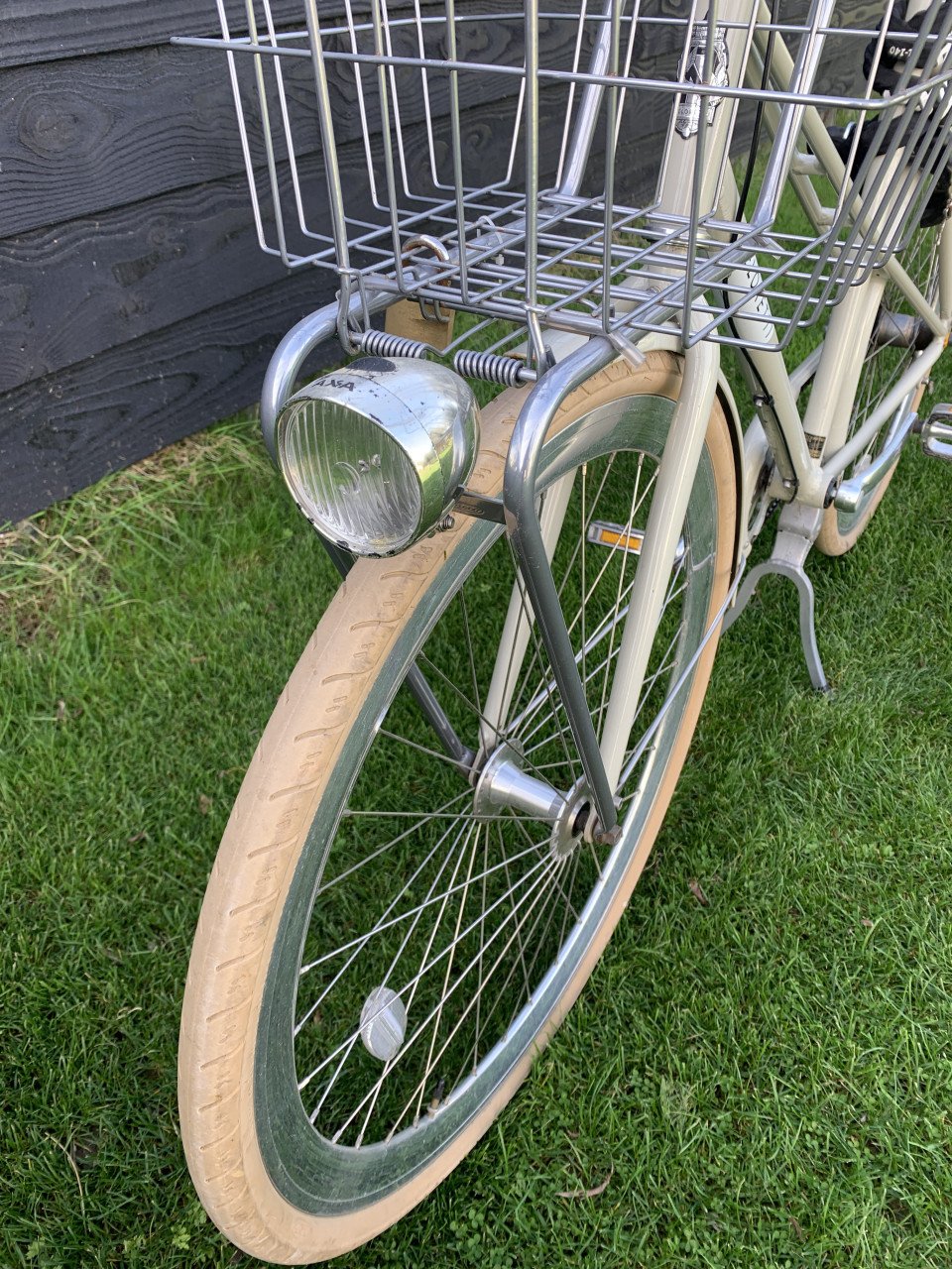Veloretti fiets cafe racer pebble grey