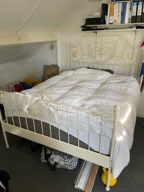 Tweepersoons bed 140x200