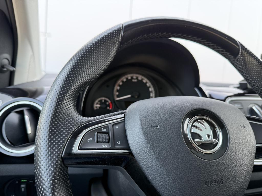 Skoda Citigo 1.0 greentech ambition | pano | cruise | apps