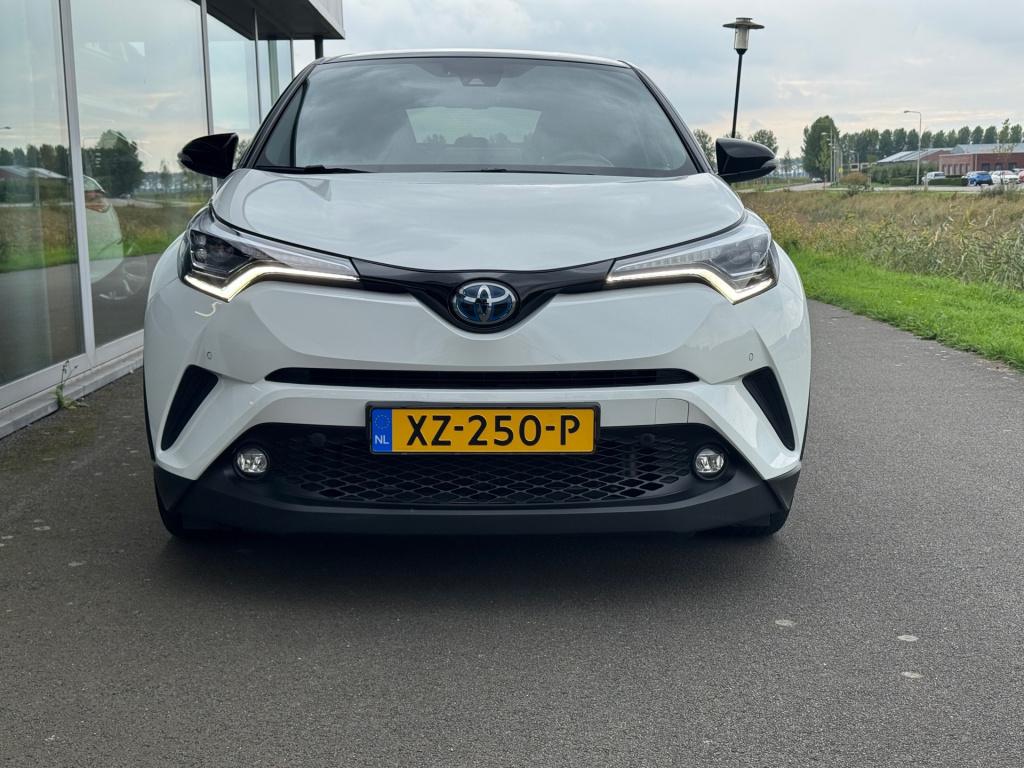 Toyota C-hr 1.8 hybrid style