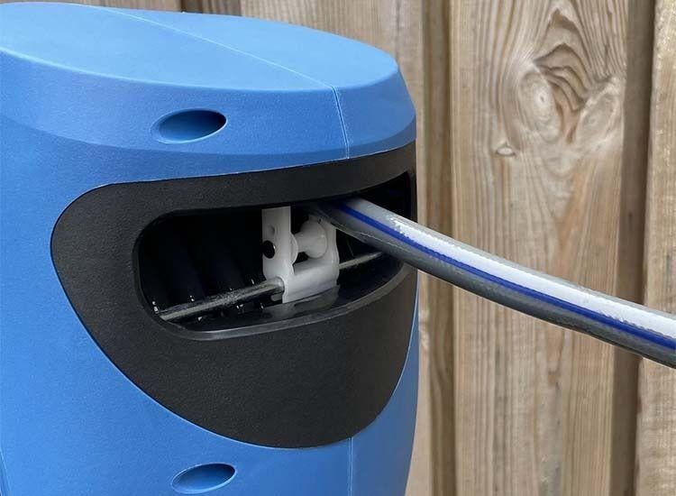 Automatisch oprolbare tuinslang. ACTIE!!!