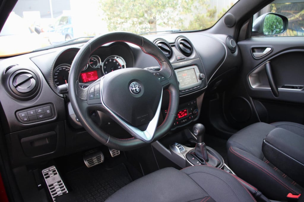 Alfa Romeo MiTo 1.4 t multiair turbo veloce 170pk tct - rosso alfa - dab - 