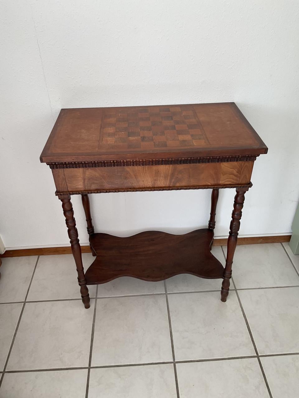 Antieke schaaktafel