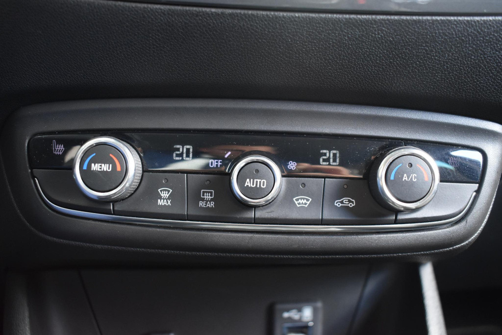 Opel Crossland X 1.2 turbo innovation | winterpakket | lmv | navi |