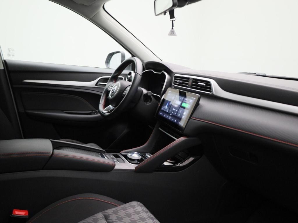 MG ZS standard range 51 kwh comfort