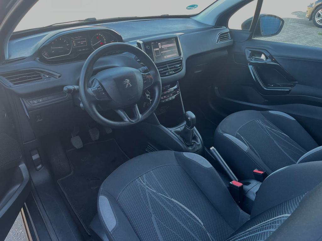 Peugeot 208 1.4 vti envy | orig. nl | navi | climate | cruise