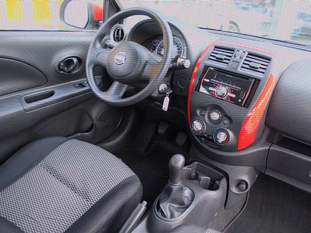 Nissan Micra 1.2 72kw dig-s 98pk 5-drs, colour-line, airco