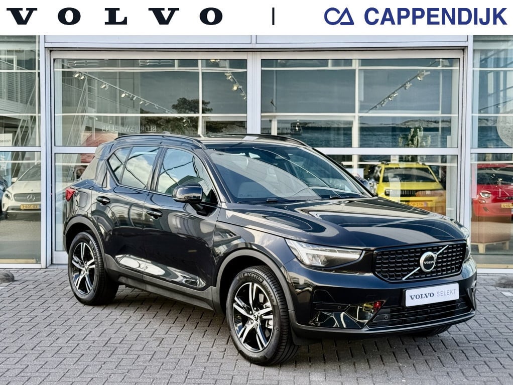 Volvo XC40 b4 197pk aut7| plus dark| adap.cruise| trekhaak| camera| elek.st