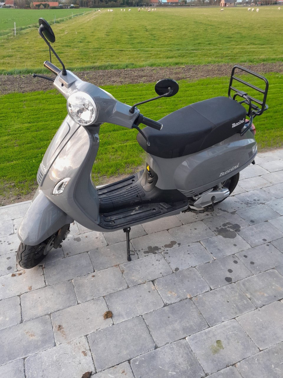 Berini elektrische bromscooter
