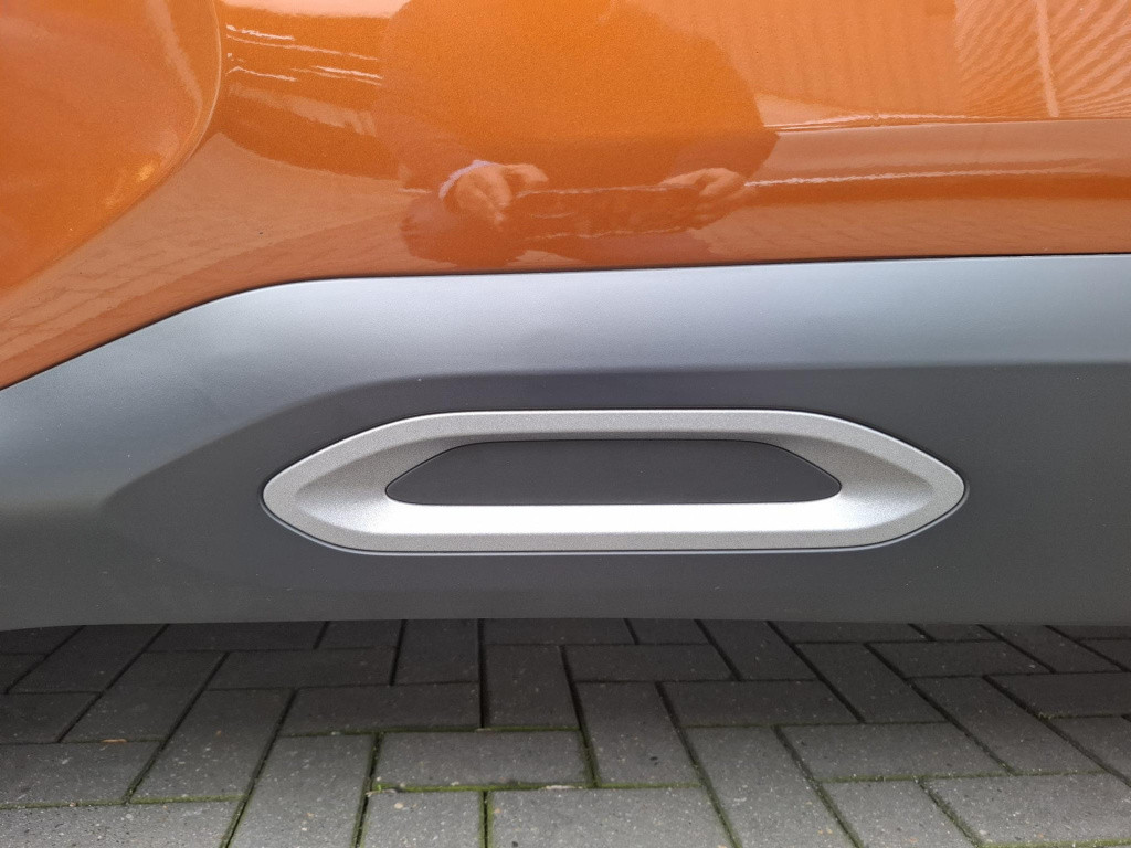 Citroen C4 130 eat8 automaat shine clima/lmv/nav/cam