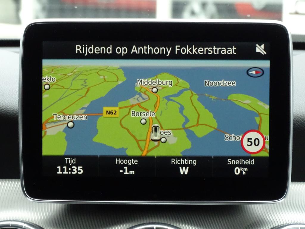 Mercedes-Benz Cla shooting brake 180 ambition | bi-xenon | pano