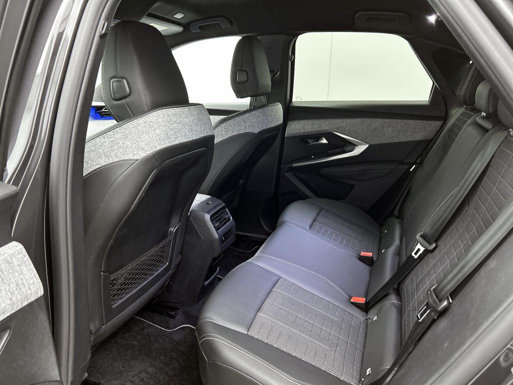 Peugeot 3008 1.2 hybrid 145 gt | rijklaar |
