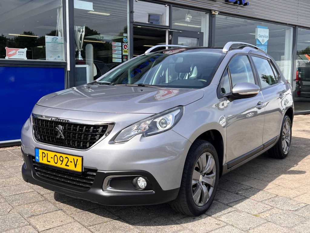Peugeot 2008 1.2 puretech blue lion