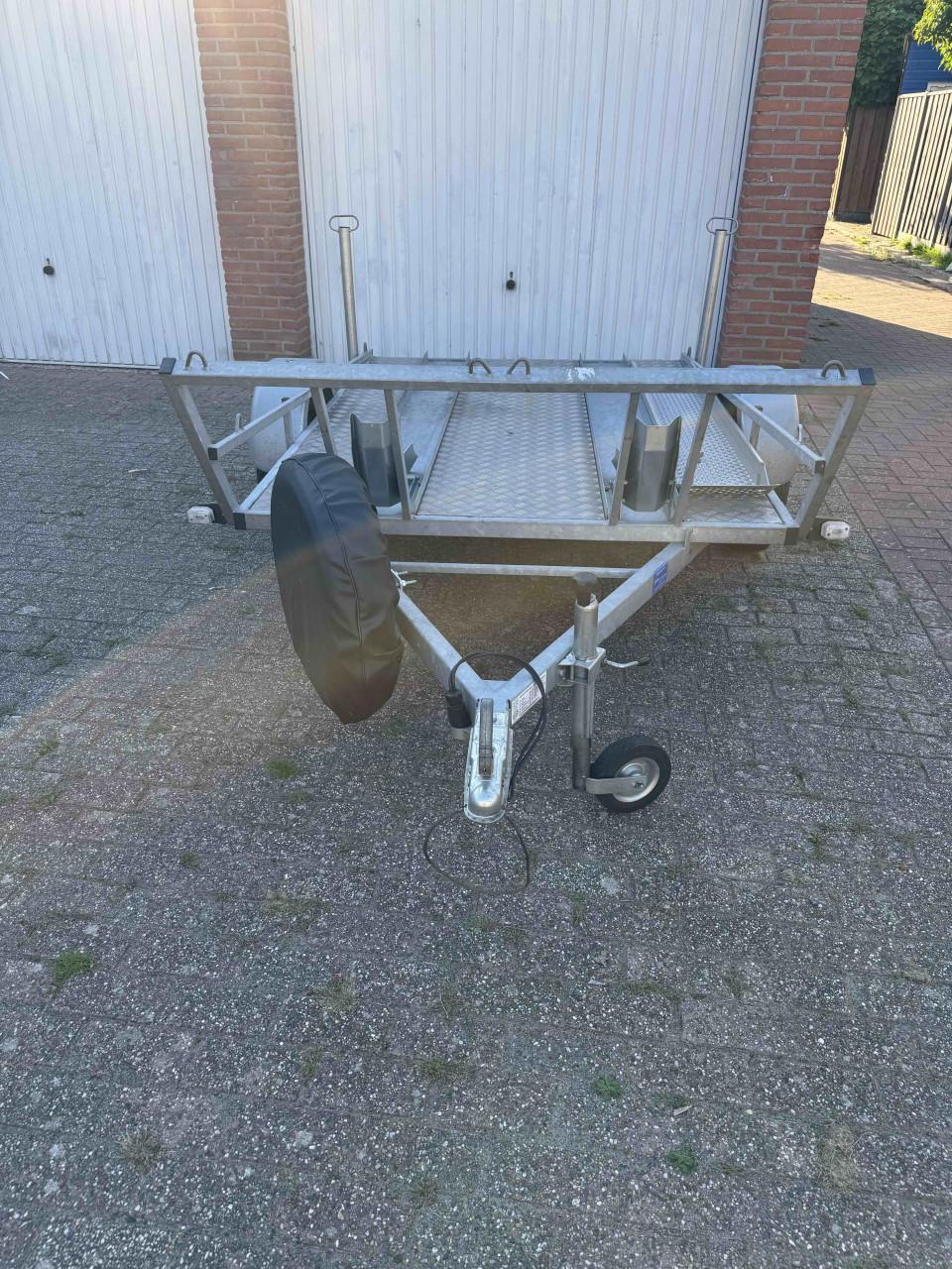 Motor aanhangwagen