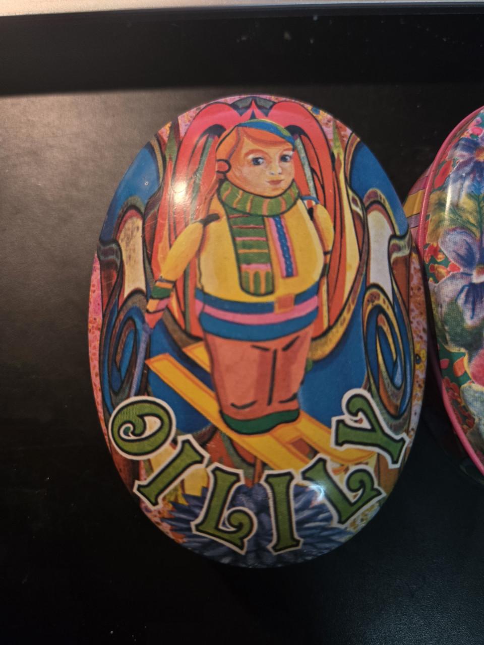 2 vrolijke ovale blikjes Oilily 8.5x6cm