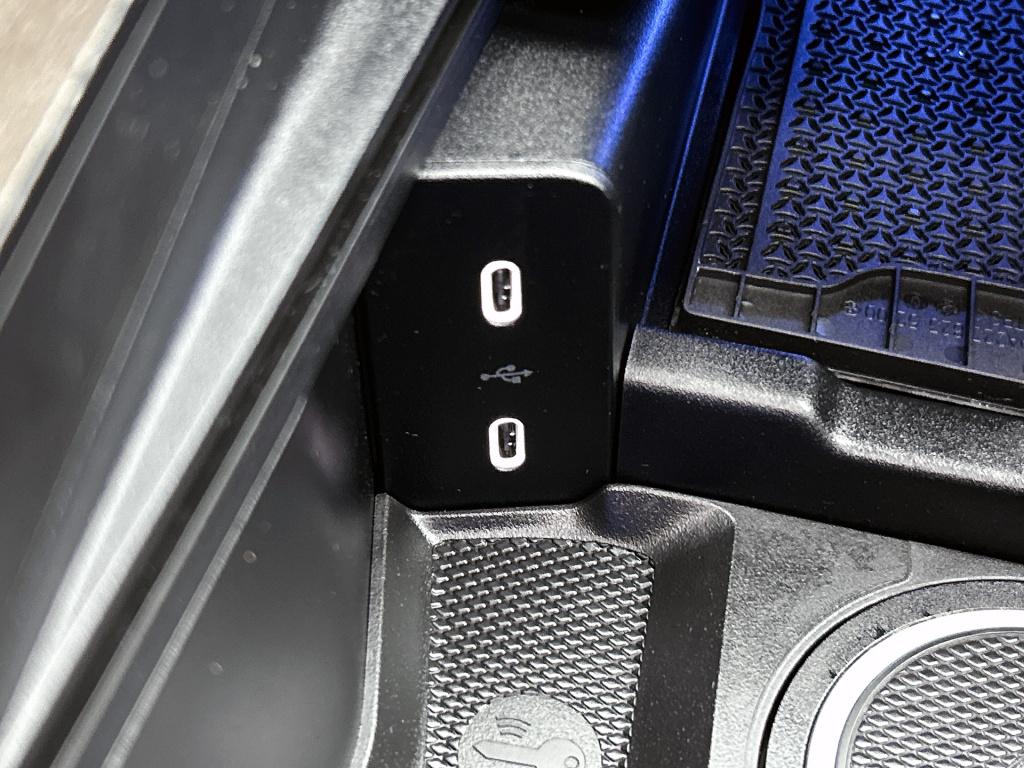 Mercedes-Benz E-Klasse estate 300 e amg plug-in hybride amg | night pakket 