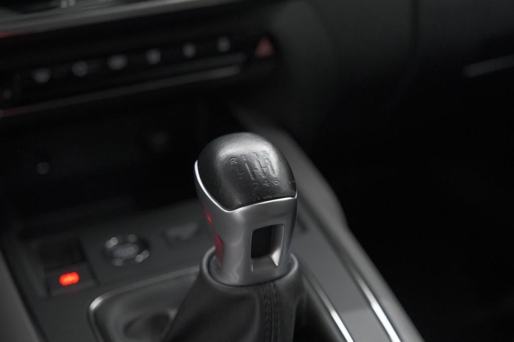 Citroen C5 Aircross puretech 130 feel | trekhaak | camera | dodehoekdetecti