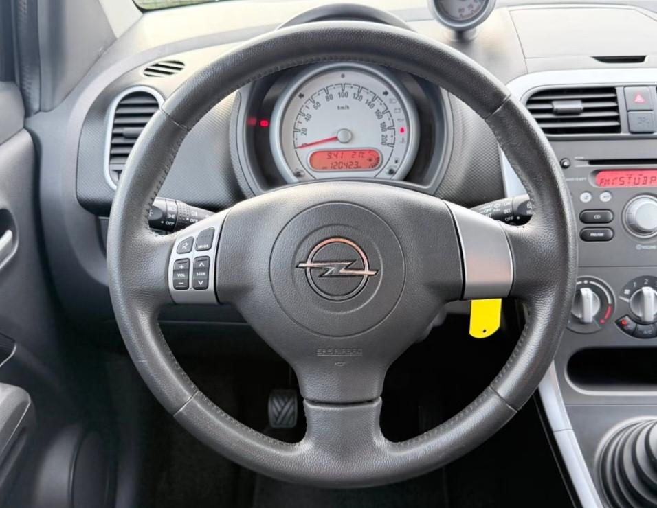 Opel Agila Berlín 1.0 jaar 2015