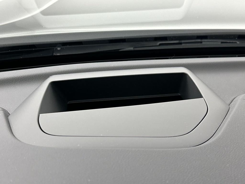 Volvo XC60 polestar engineered recharge plug-in hybrid awd