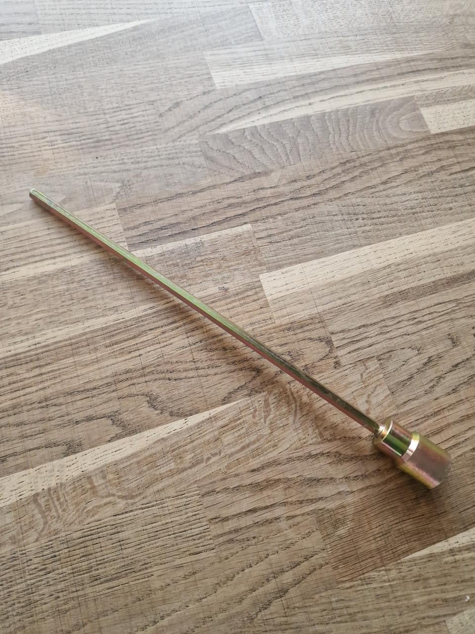 Pootuitdraaisleutel / slinger