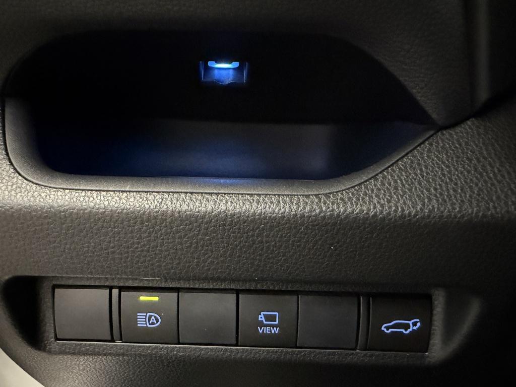 Toyota Rav4 2.5 hybrid awd bi-tone