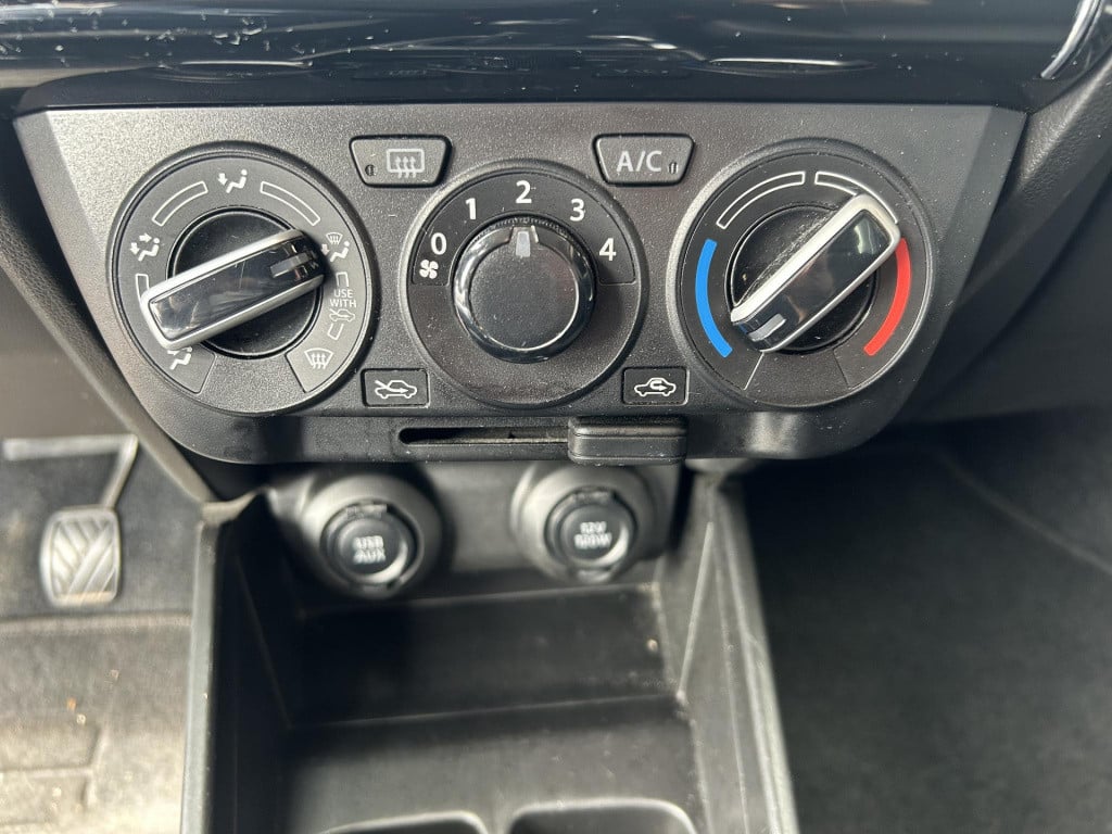 Suzuki Swift 1.2 select smart hybrid
