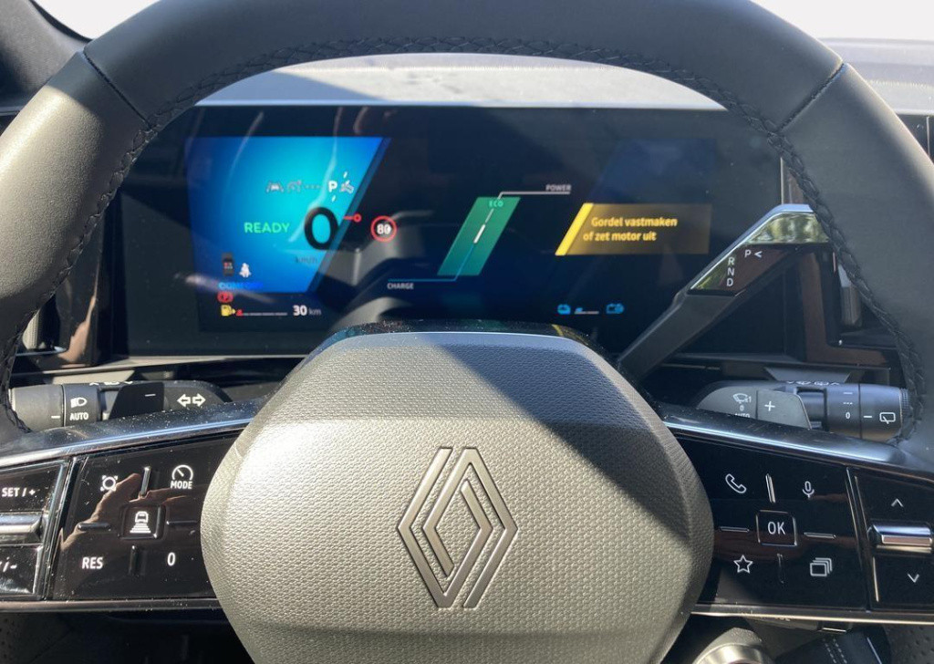 Renault Austral 1.2 e-tech full hybrid 200 techno - elektrisch bedienbare a