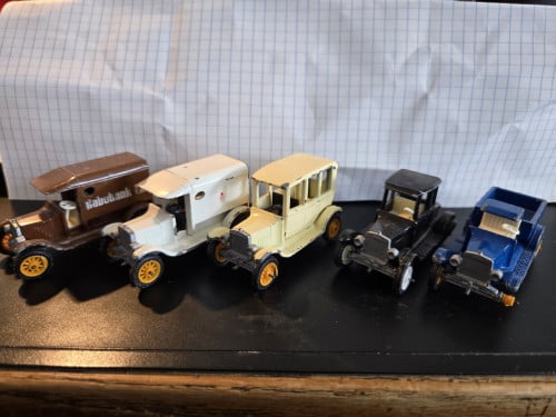5x t-ford Efsi 1919. Bieden mag