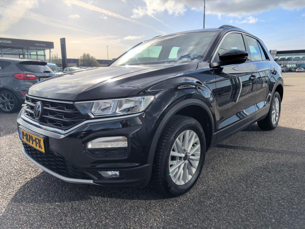 Volkswagen T-roc 1.5 tsi 150pk 7-dsg style | trekhaak | carplay